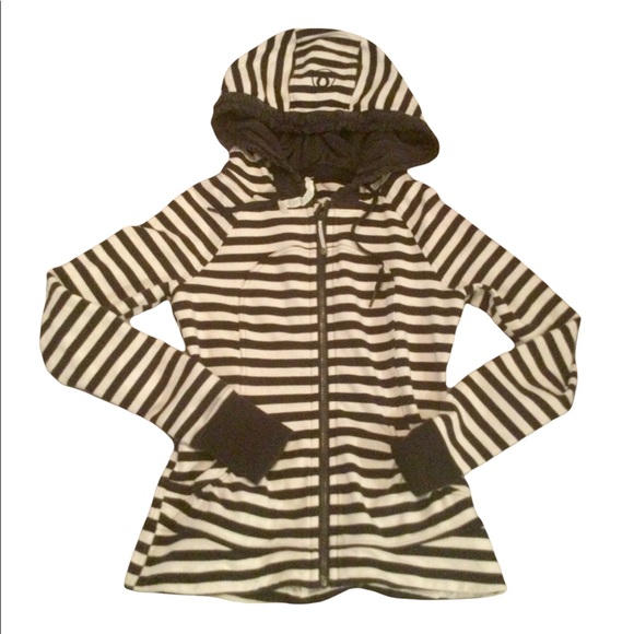 LULULEMON super cute hooded jacket. NWOT - Picture 1 of 3